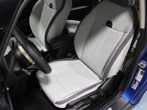 Certified 2025 MINI Cooper S image 12