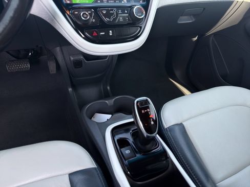 Used 2019 Chevrolet Bolt LT FWD image 15