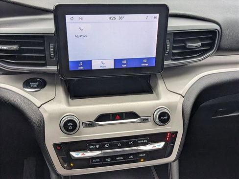 Used 2023 Ford Explorer XLT w/ Equipment Group 202A image 13