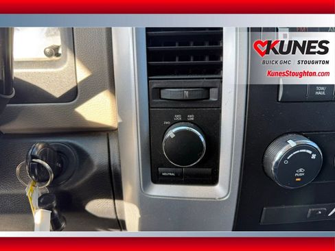 Used 2010 Dodge Ram 1500 Truck SLT AWD/4WD image 32