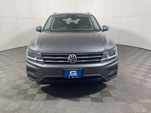 Used 2021 Volkswagen Tiguan SE w/ Panoramic Sunroof Package AWD/4WD image 3