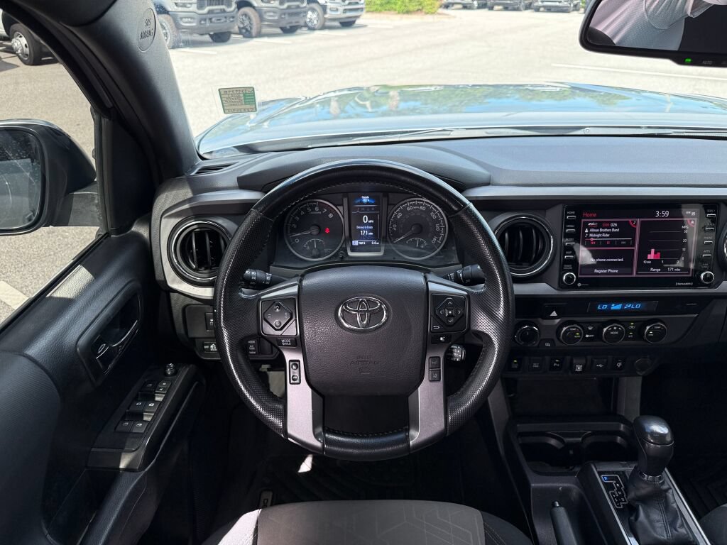 Used 2021 Toyota Tacoma TRD Off-Road w/ Technology Package AWD/4WD image 13