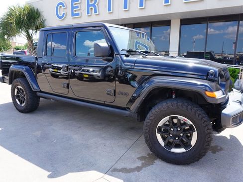 Used 2022 Jeep Gladiator Sport AWD/4WD image 1