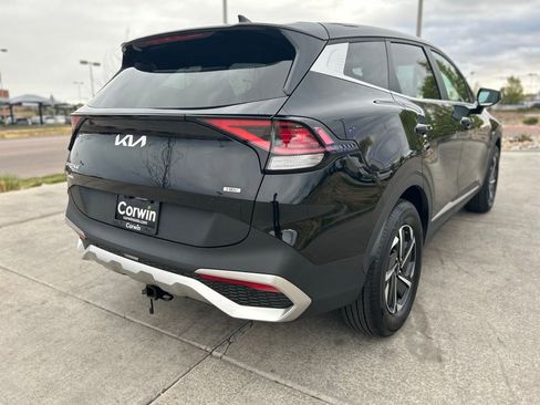 Used 2023 Kia Sportage LX AWD/4WD image 8