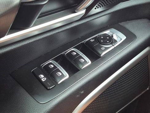 Used 2024 Kia Telluride S w/ S Sunroof Package FWD image 13