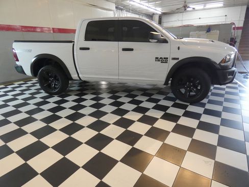 Used 2021 RAM 1500 Classic Warlock AWD/4WD image 4
