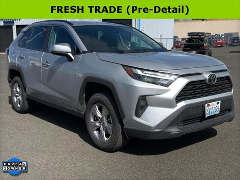 Certified 2025 Toyota RAV4 XLE AWD/4WD image 1