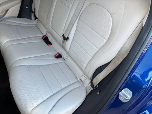 Used 2017 Mercedes-Benz GLC 300 image 24