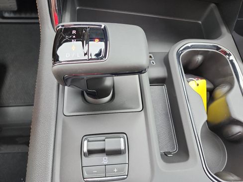 New 2026 GMC Sierra 1500 AT4 w/ AT4 Premium Package image 18