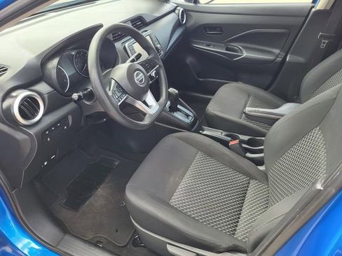 Used 2021 Nissan Versa S image 3