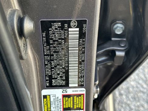 Used 2018 Toyota Camry SE image 30