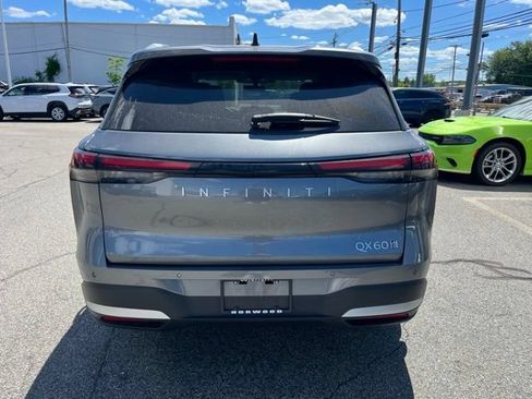 Used 2026 INFINITI QX60 Luxe w/ Cargo Package AWD/4WD image 4