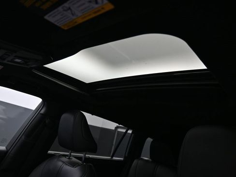 Certified 2023 Toyota Highlander XSE image 27