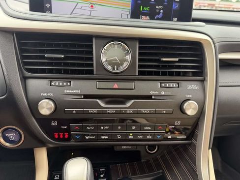 Used 2022 Lexus RX 450h AWD w/ Luxury Package image 24