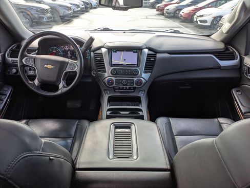 Used 2020 Chevrolet Suburban Premier image 29