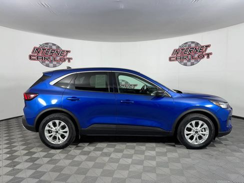 Used 2023 Ford Escape Active FWD image 8