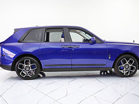Used 2023 Rolls-Royce Cullinan Black Badge w/ Driver's Package AWD/4WD image 14