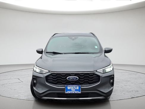 Used 2025 Ford Escape ST-Line Select AWD/4WD image 2