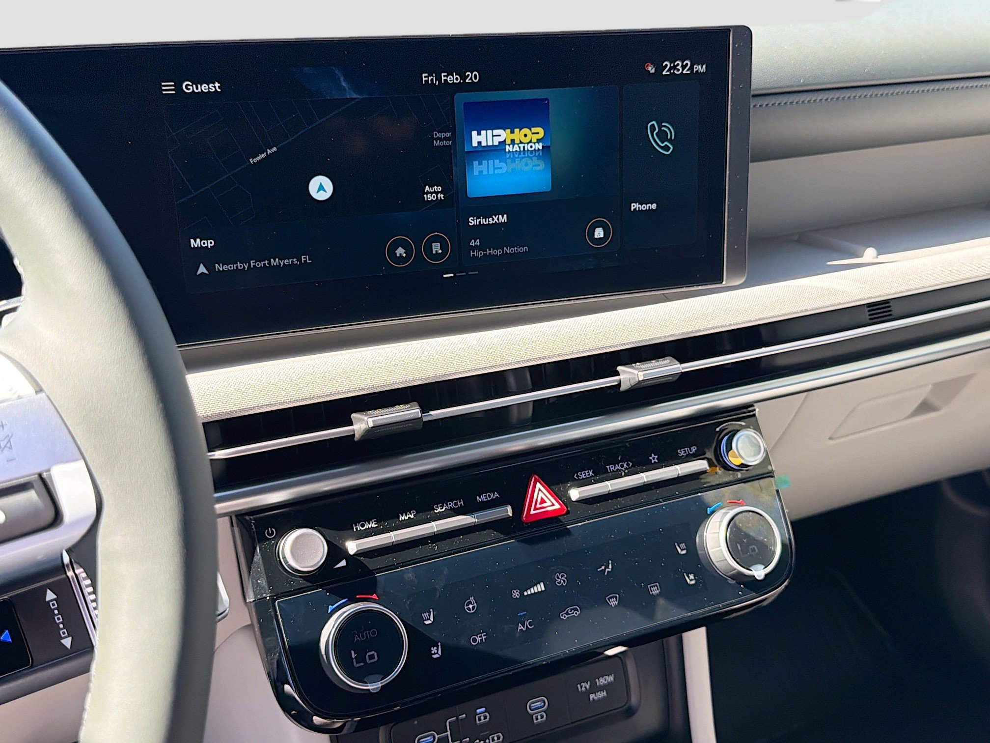 New 2026 Hyundai Tucson Limited FWD image 25