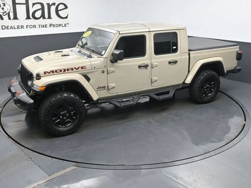 Used 2022 Jeep Gladiator Mojave w/ LED Lighting Group AWD/4WD image 41