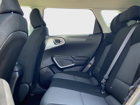 Used 2021 Kia Soul LX FWD image 12