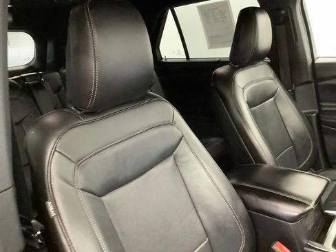 Used 2020 Ford Explorer Limited AWD/4WD image 30