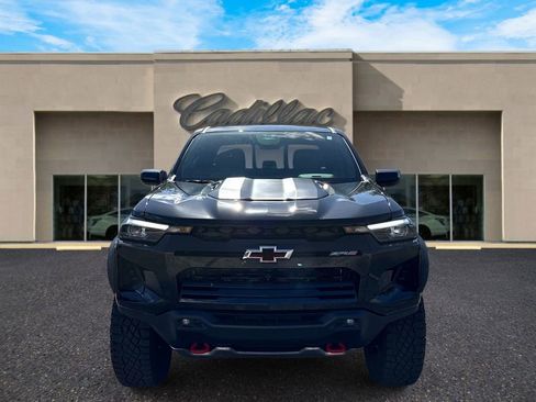 Used 2026 Chevrolet Colorado ZR2 w/ Technology Package AWD/4WD image 8