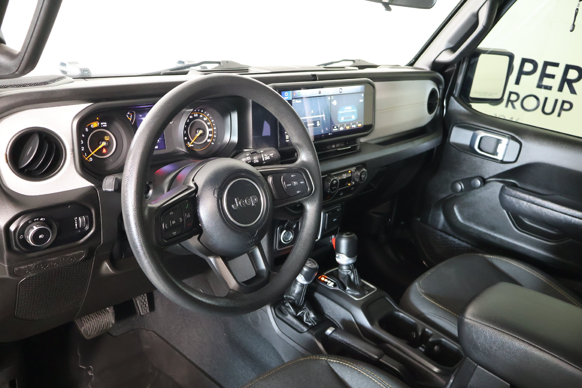 Used 2024 Jeep Wrangler Sport AWD/4WD image 2