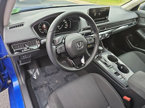 Used 2023 Honda Civic EX image 15
