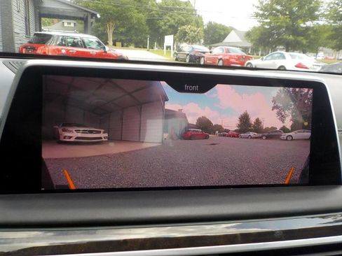 Used 2019 BMW 740i xDrive w/ Executive Package image 14