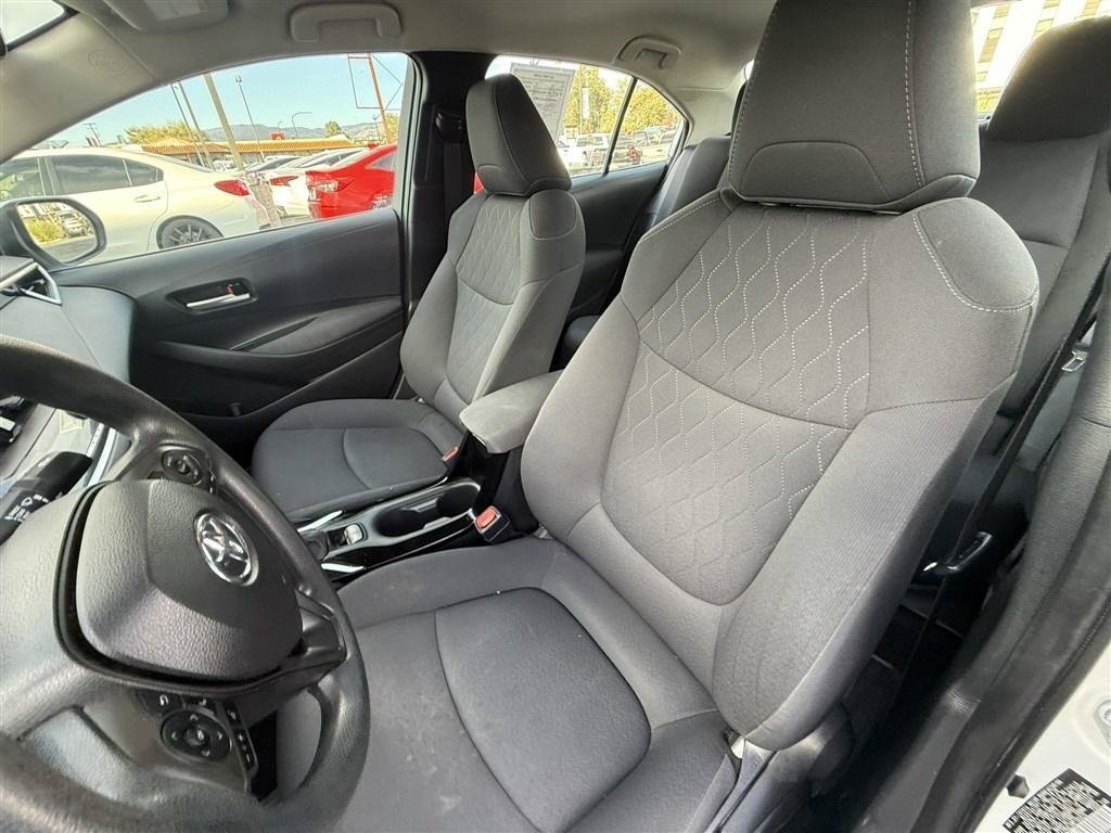 Used 2021 Toyota Corolla LE FWD image 14