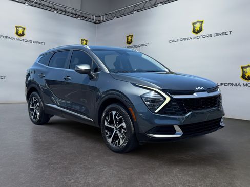 Used 2024 Kia Sportage EX AWD/4WD image 7