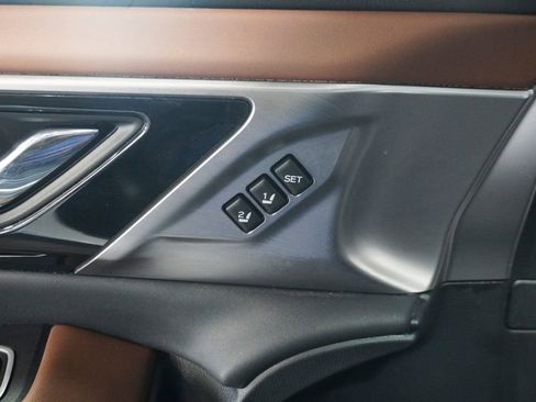 Used 2021 Subaru Outback Touring XT image 29