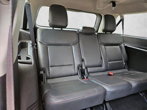 Used 2025 Ford Expedition Max Active AWD/4WD image 18