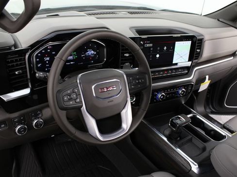New 2026 GMC Sierra 1500 SLT w/ SLT Premium Plus Package AWD/4WD image 9