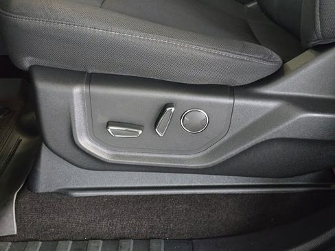 Used 2018 Ford F150 XLT w/ Equipment Group 302A Luxury image 25