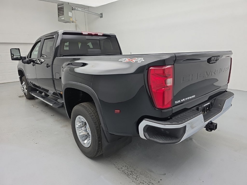 Used 2025 Chevrolet Silverado 3500 LT w/ Safety Package AWD/4WD image 10