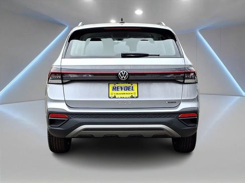 Certified 2025 Volkswagen Taos S AWD/4WD image 6