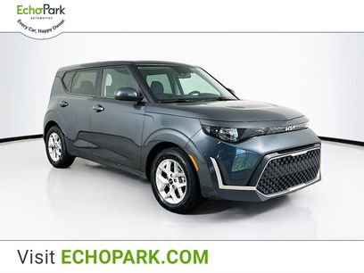 Used 2023 Kia Soul LX w/ Option Group 015