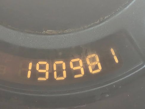Used 2004 Honda Element EX image 17