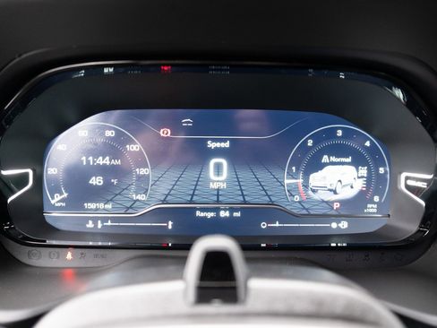 Used 2024 GMC Yukon Denali image 6