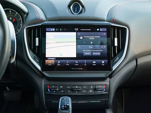 Used 2022 Maserati Ghibli Modena Q4 image 43