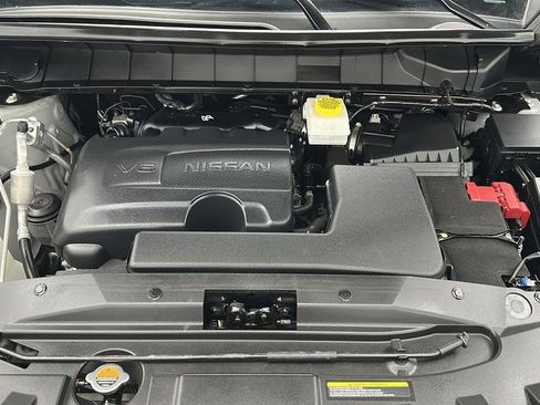 Used 2024 Nissan Pathfinder Platinum AWD/4WD image 31