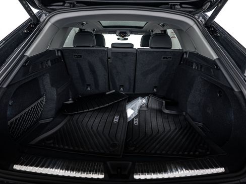 Certified 2025 Audi Q5 Premium Plus w/ Premium Plus AWD/4WD image 21