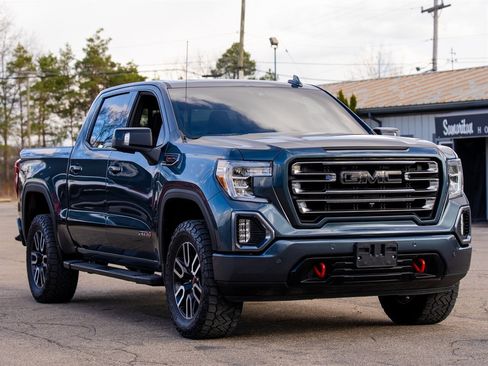 Used 2019 GMC Sierra 1500 AT4 w/ AT4 Premium Package image 3