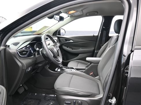 Used 2023 Buick Encore GX Preferred w/ Cold Weather Comfort Package FWD image 11