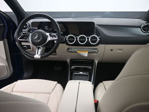 New 2025 Mercedes-Benz GLA 250 image 27