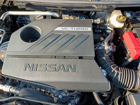 Used 2024 Nissan Rogue Platinum FWD image 16