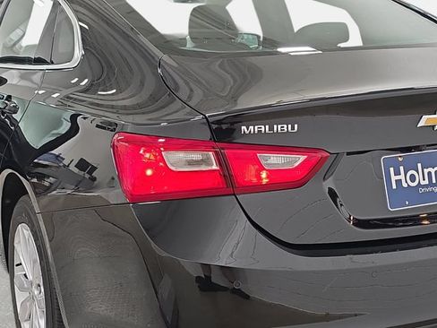 Used 2024 Chevrolet Malibu LT FWD image 33