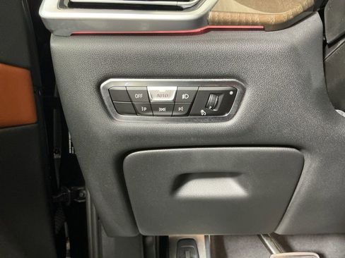 Used 2023 BMW X6 xDrive40i w/ Executive Package image 18